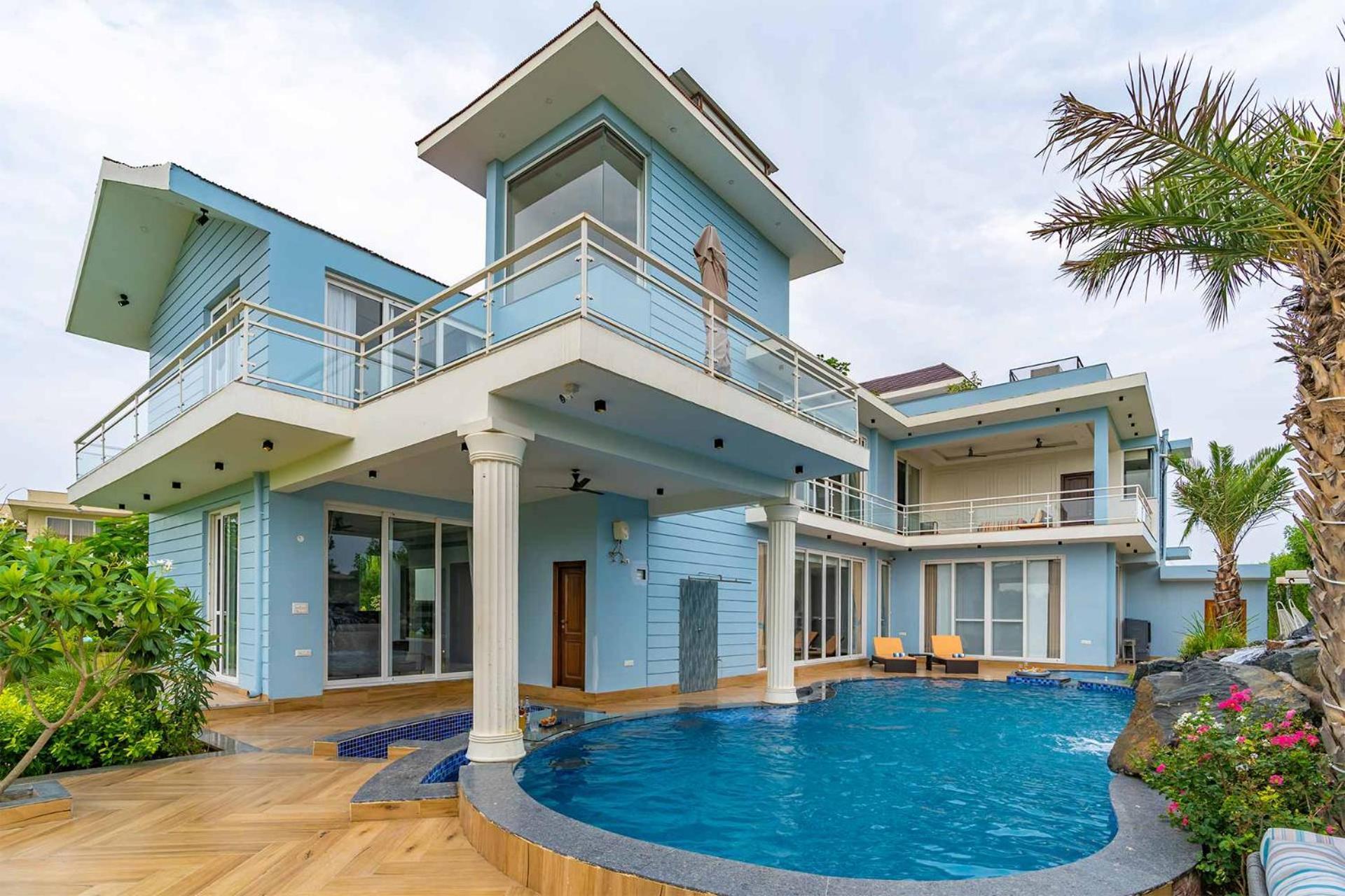 Stayvista At Serenity Farms With Pool, Lawn, Bonfire & Bbq Sohna エクステリア 写真